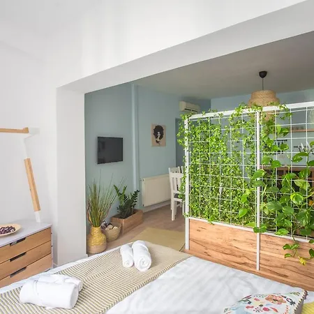 Garden By Urbanesq * Bucharest