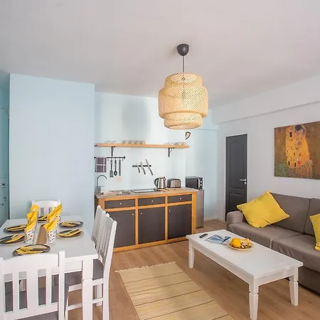 Garden By Urbanesq Апартаменты Бухарест