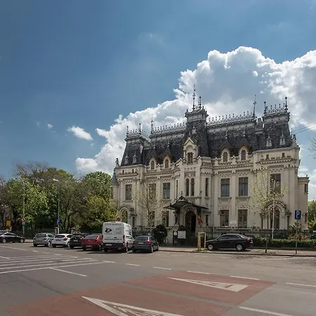 Апартаменты Garden By Urbanesq Бухарест