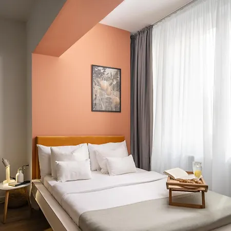 Appartamento Garden By Urbanesq - Completely Renovated 2026 *