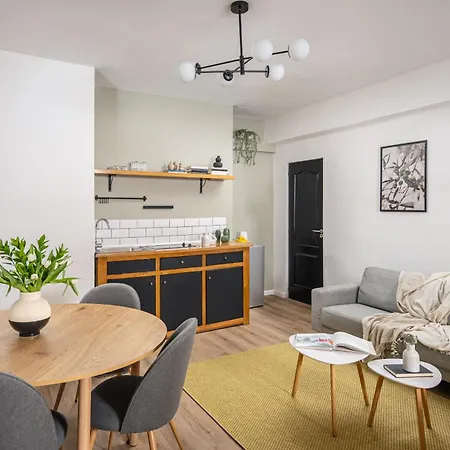 Apartman Garden By Urbanesq - Completely Renovated 2026 *